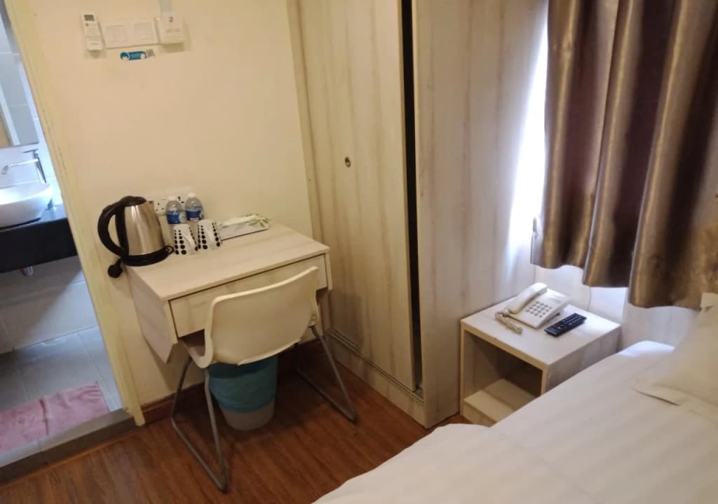 Hotel Zamburger Taman Segar - photo 5