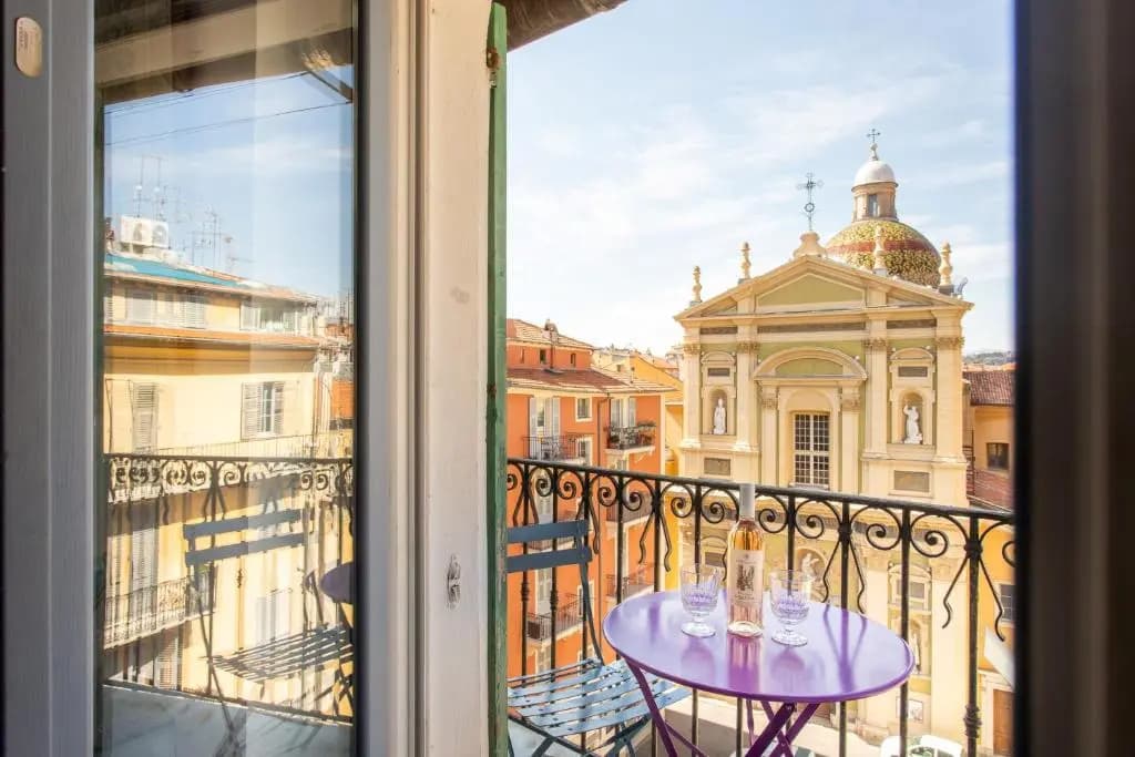 Ross 5- F2, Lumineux, Balcon, Loft, Clim, Vieux-Nice - photo 15