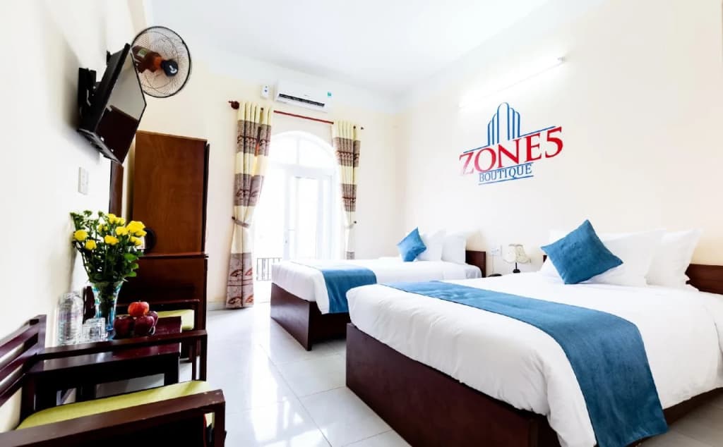 Zone 5 Boutique Hotel - photo 7