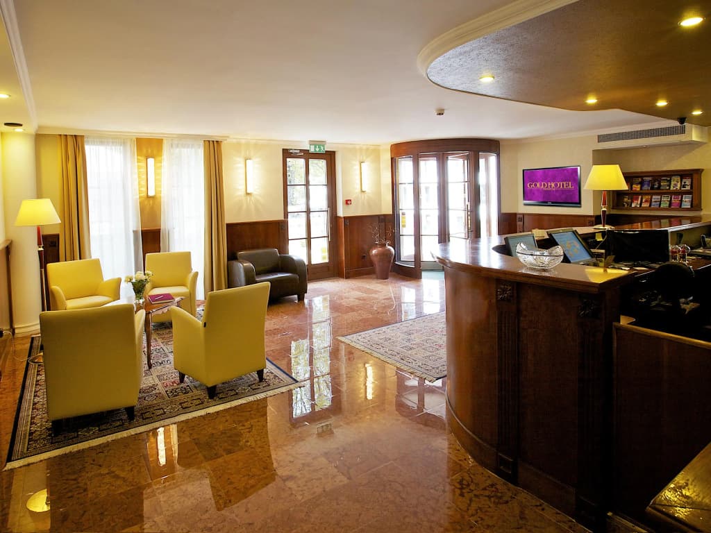 Gold Hotel Budapest - photo 2