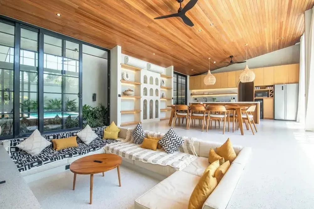Stylish 5BR Boho Hideaway, 5 Min From Bingin Beach - photo 25