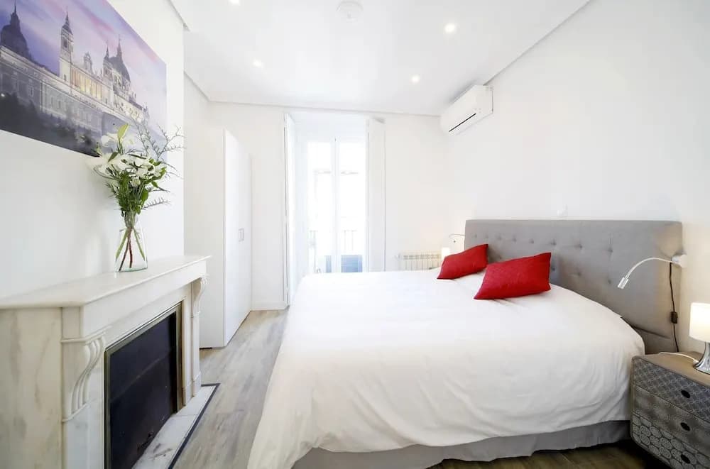 Dobo Rooms Puerta Del Sol I - photo 5