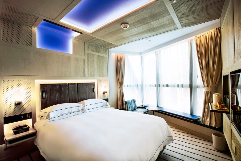 The Emperor Hotel - photo 21