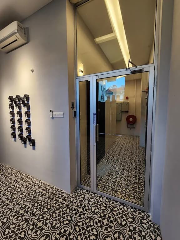 Mac Hotel By Sky Hive - photo 10