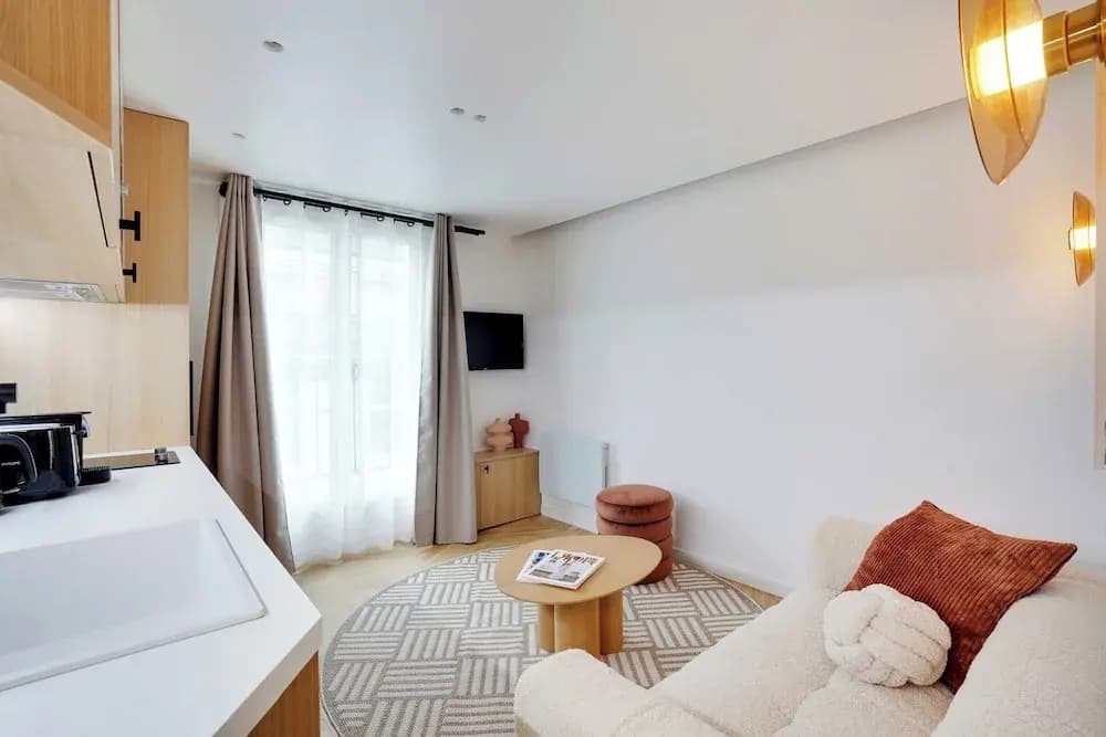 Charming apt With Balcony - 1br/2p - Saint Lazare - photo 6