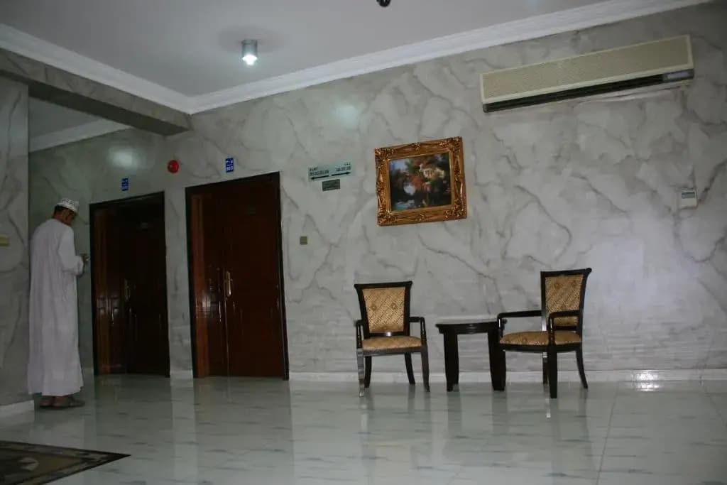 Gulf Crown Hotel Apartment - photo 10