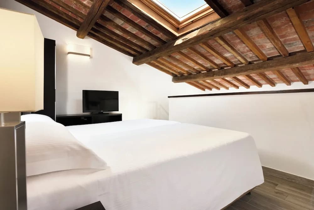 FH55 Med Guesthouse - photo 4