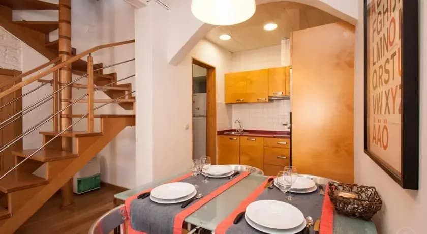 Guinardo Home Apartment - photo 7