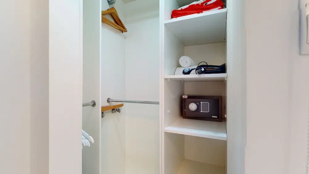 3710 Botanica - photo 2