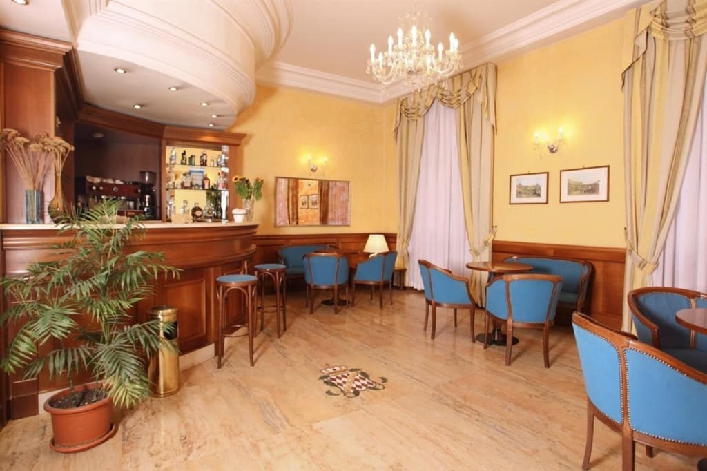 Hotel Montecarlo - photo 19