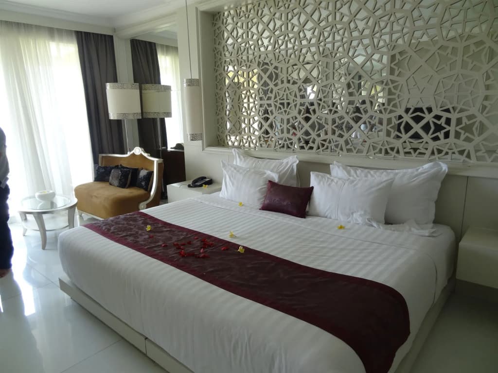 The Rich Prada Bali - photo 2