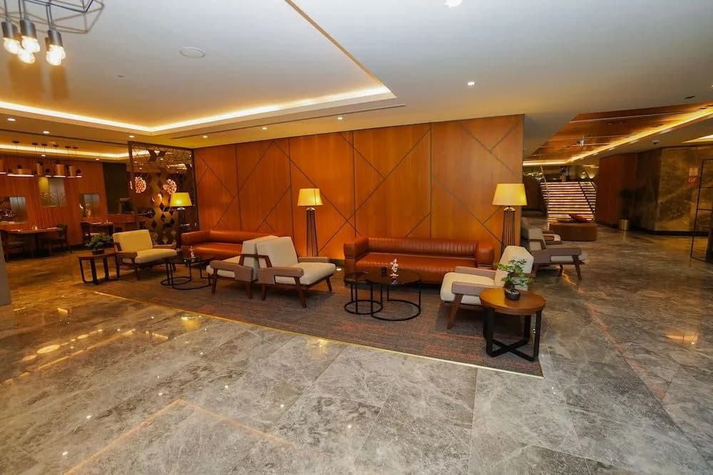The Grand Lux Hotel - photo 22