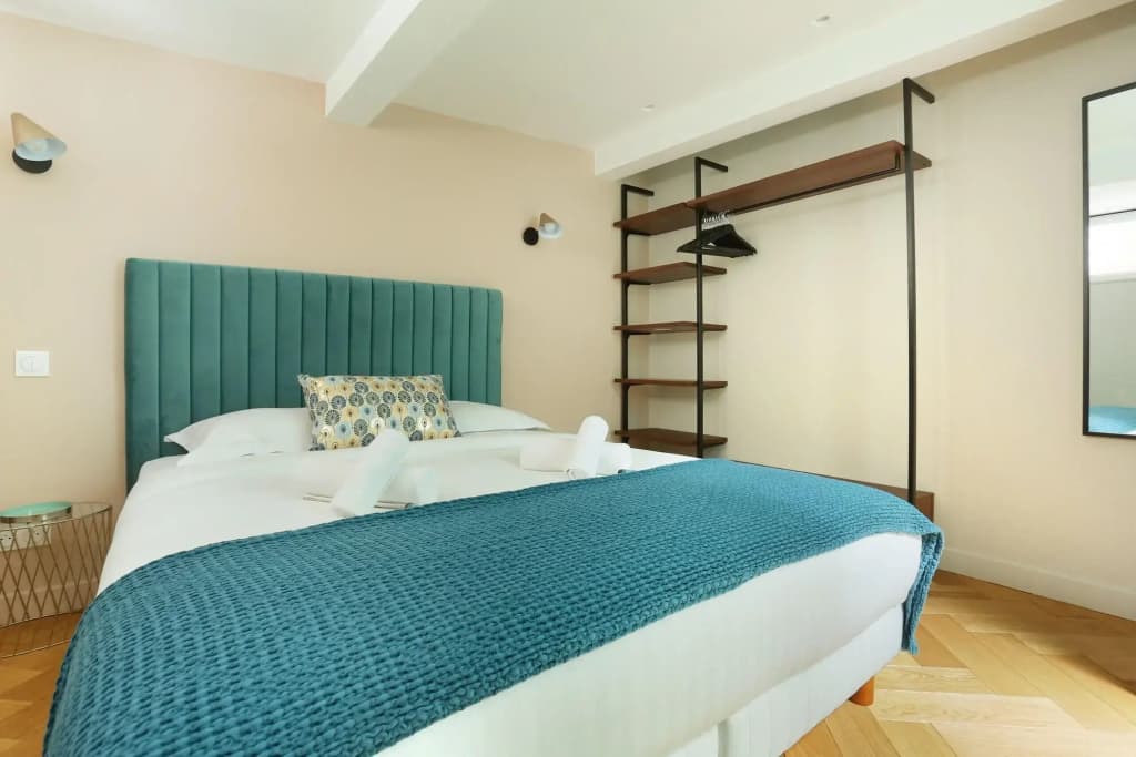 New and Lovely apartment center of Paris (Cléry) - photo 1