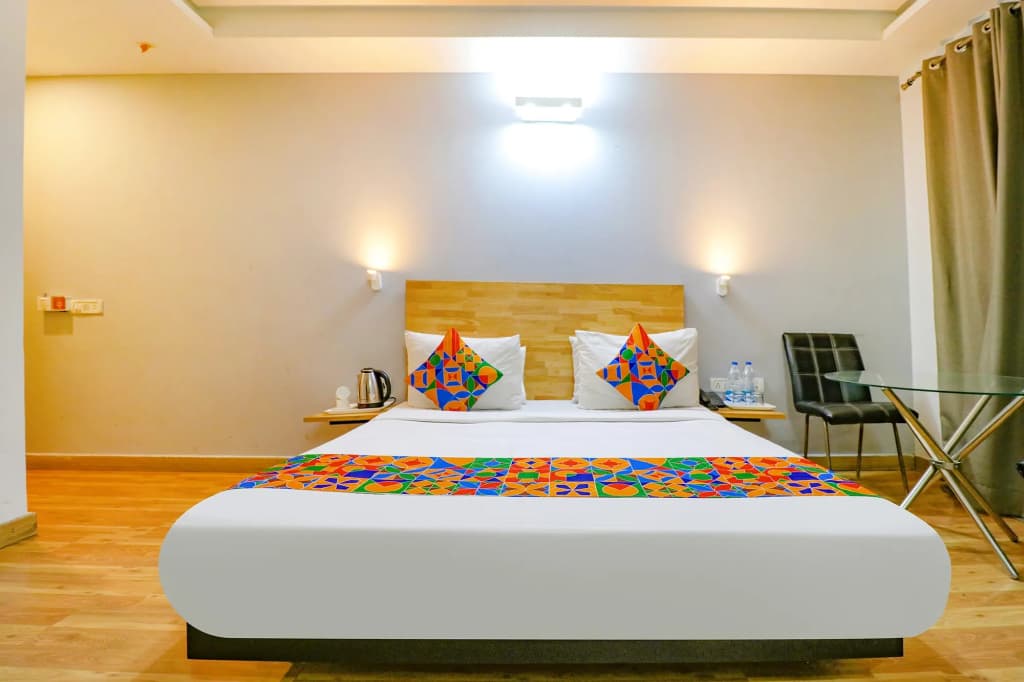 Majestic Inn By FabHotels - photo 2