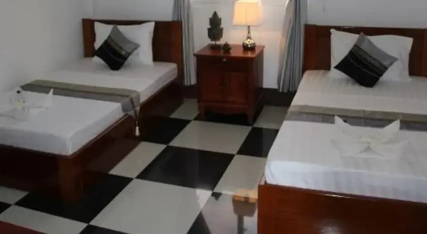 Lakeside Boutique Villa - photo 4