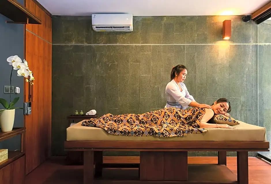 JAPA Suites and Villas - photo 13