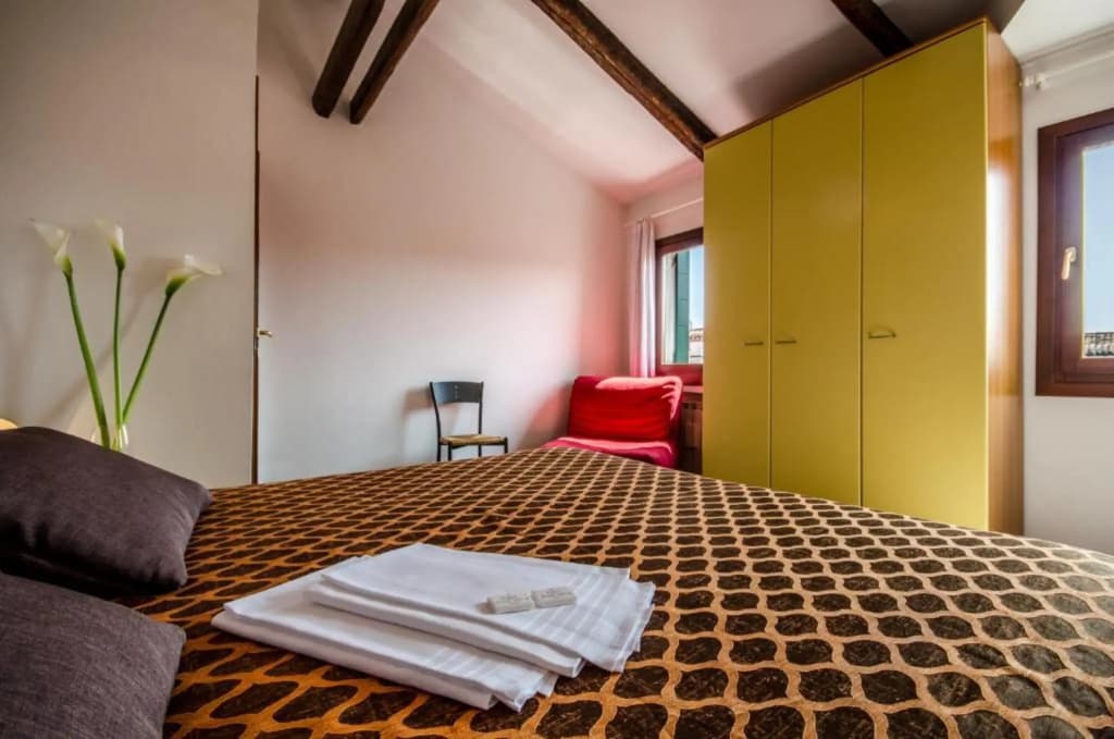 Venice Apartments - photo 25