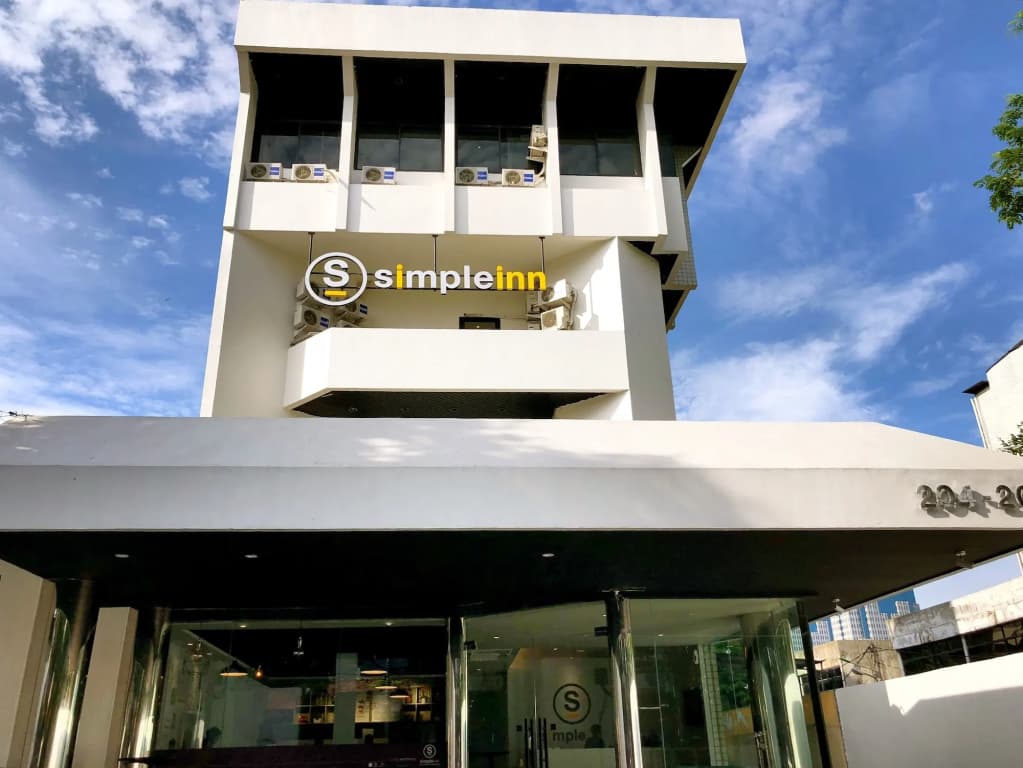 Yellow Bee Tanah Abang - main photo