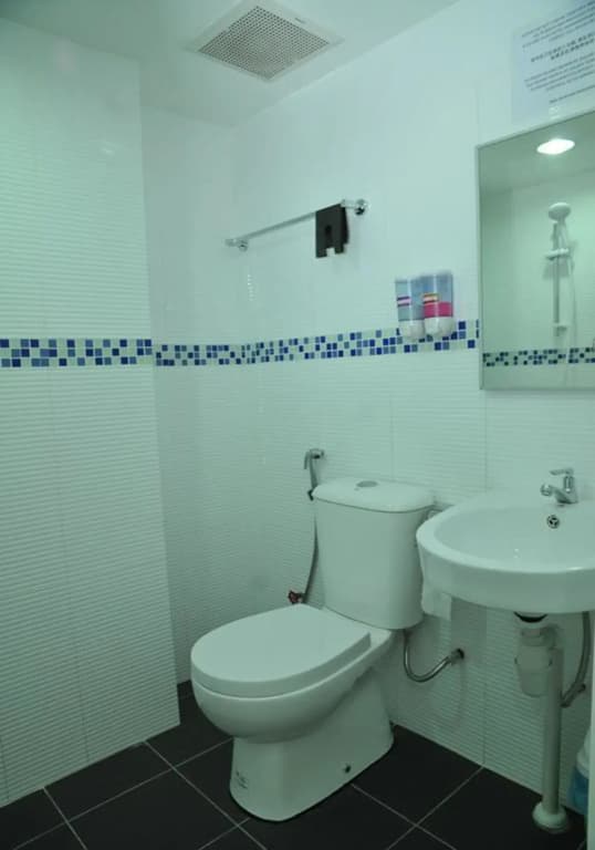 Api-Api Guest House - photo 9