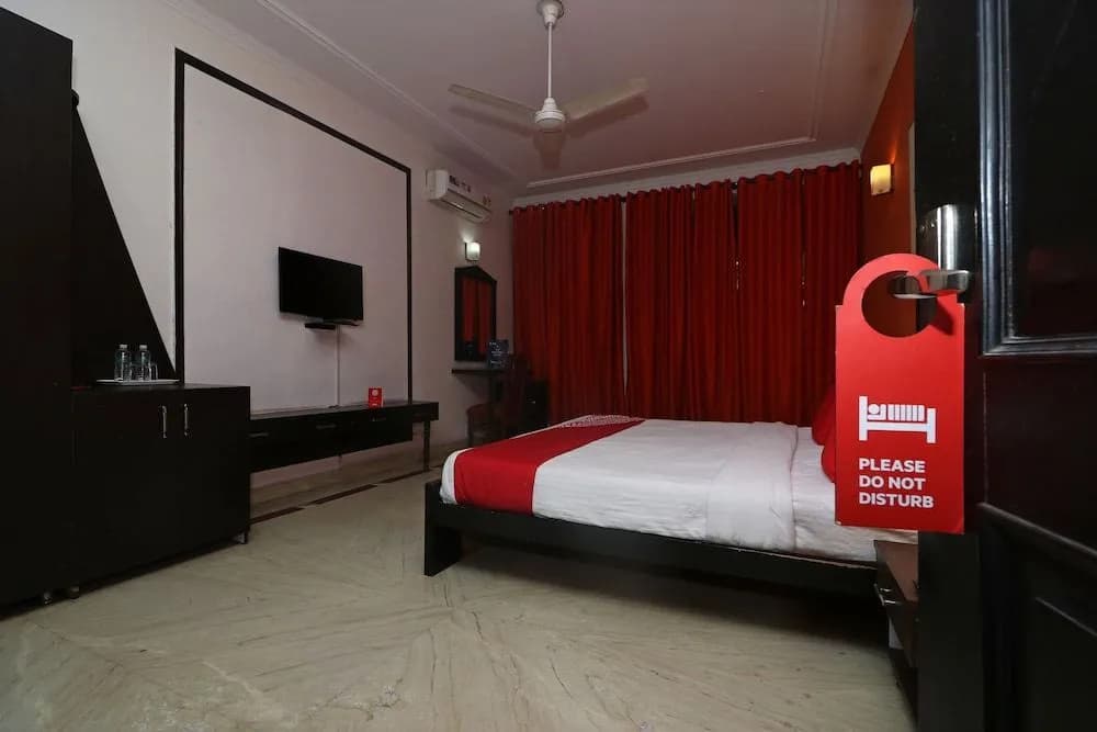 OYO 18304 Flagship Janakpuri - photo 4