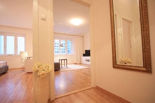 Apartment Urban Living - photo 1