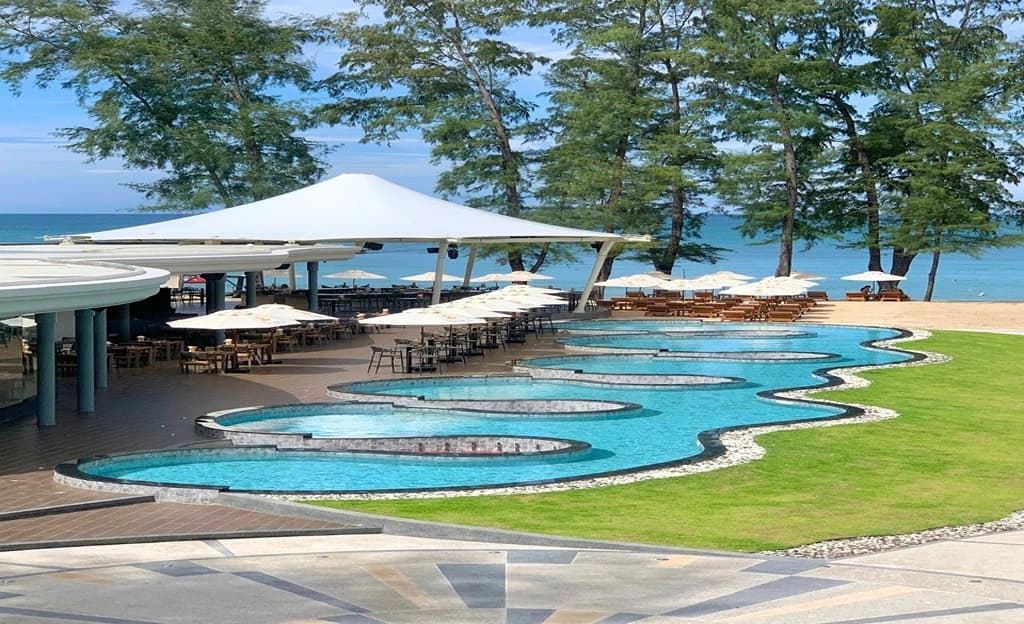 Amora Beach Resort Phuket - photo 2