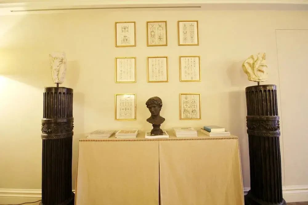 Deluxe Spanish Steps Experience - photo 1
