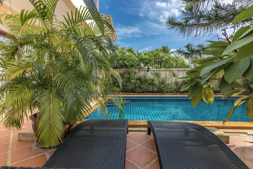 East villa 2 - photo 8