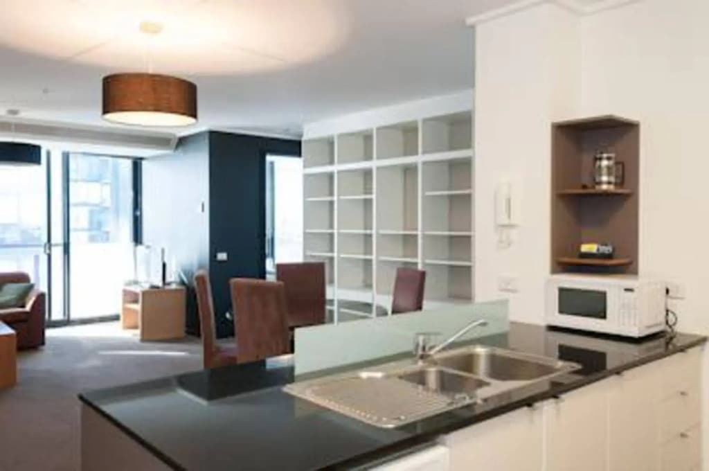 Inner Melbourne Serviced Apartments - photo 19