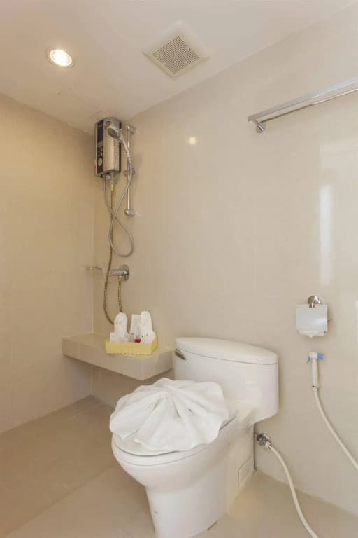 Patong Max Value Hotel - photo 7