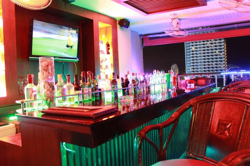 Patong Hemingway's Hotel - photo 24