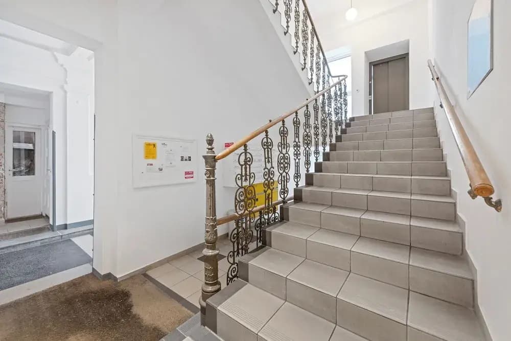 Cozy City Apartments - photo 11