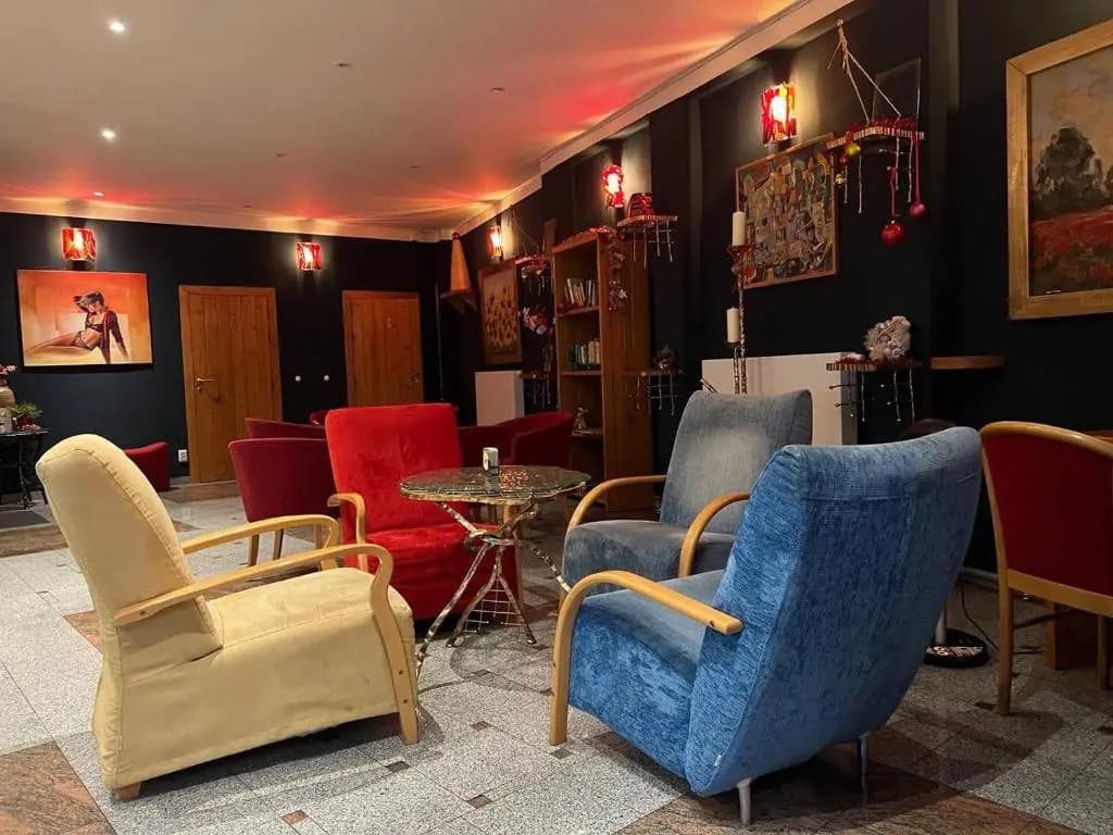 Gallery Hotel SIS - photo 16