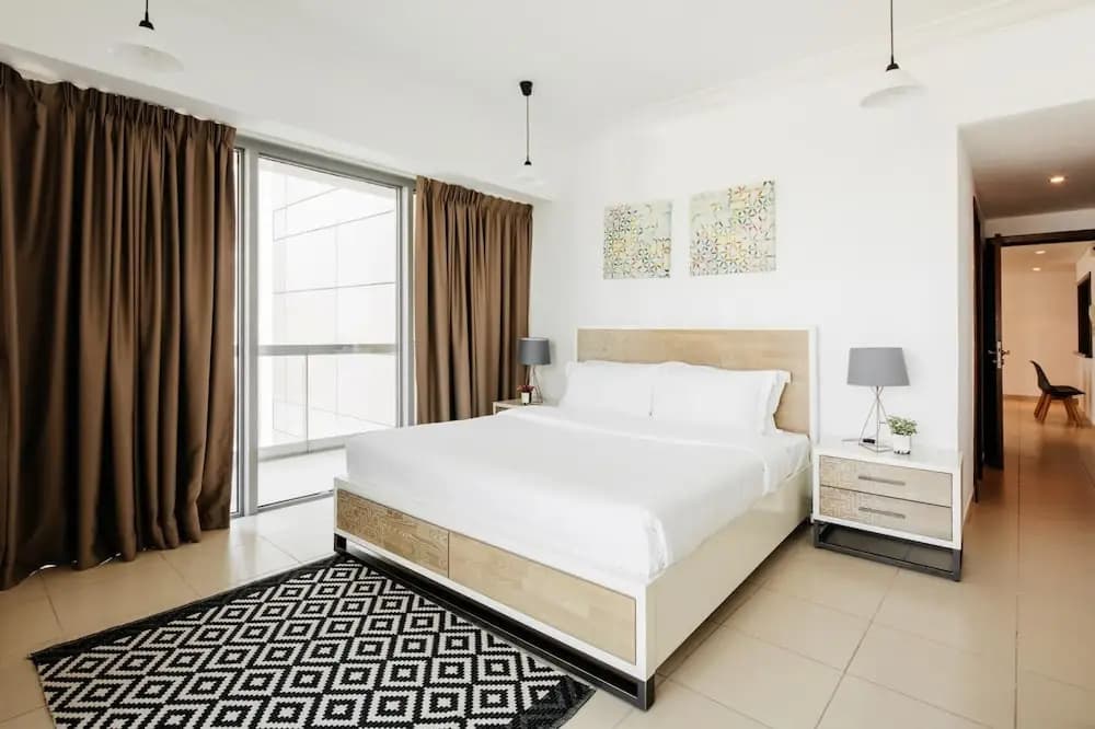 Fantastay Downtown Blvd 8 - photo 4