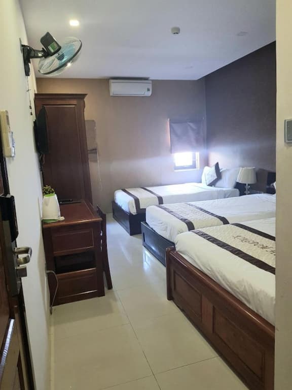Kingdom Hotel - photo 15