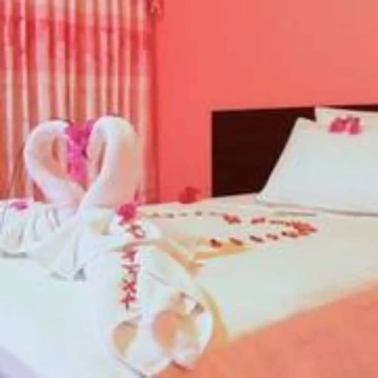 Magoodhoo Inn - photo 6