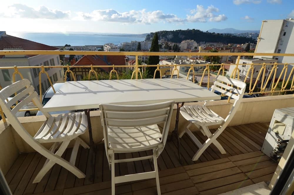 Period apartment 5 persons with Sea View and Parking in Port of Nice - photo 12
