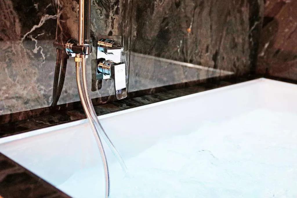 Hemi Suites - photo 12