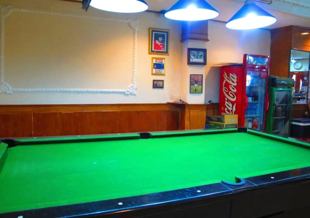 Nicky's Guesthouse - photo 10
