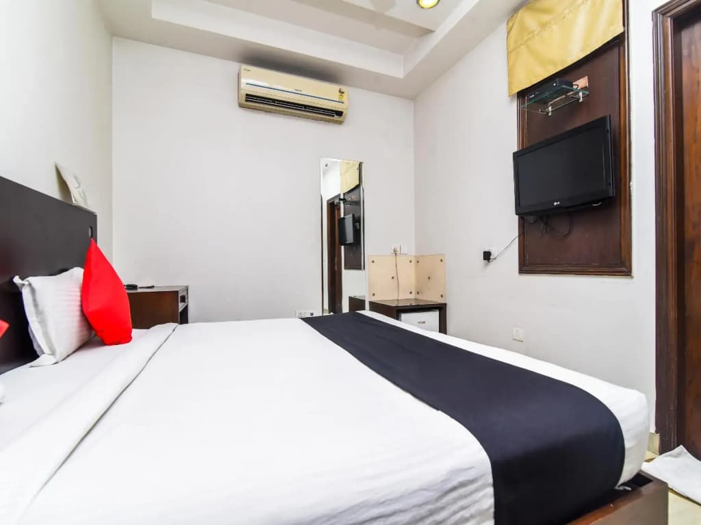 Oyo Rooms Lajpat Nagar Market - photo 6