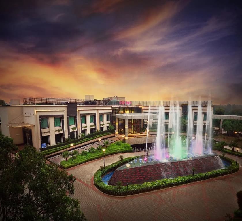 City Park Resort Ghevra - photo 1