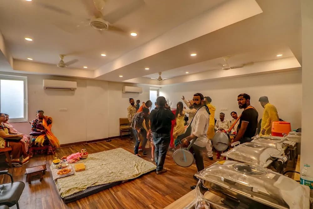 F9 Kirti Nagar by Fabhotel - photo 13