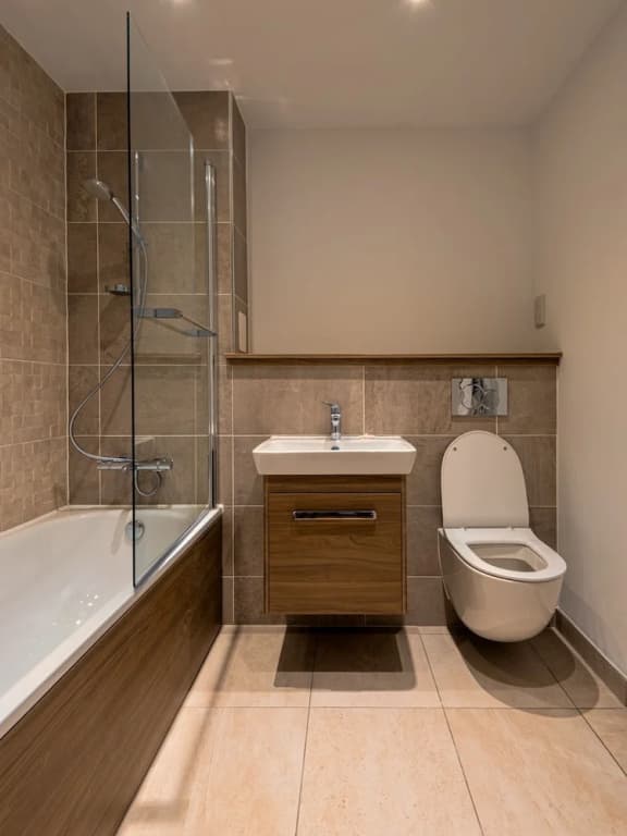 Roomy Comfortable Apartment - photo 14