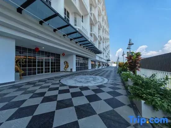 The Stallionz Signature Suites by IWH Suites - photo 11
