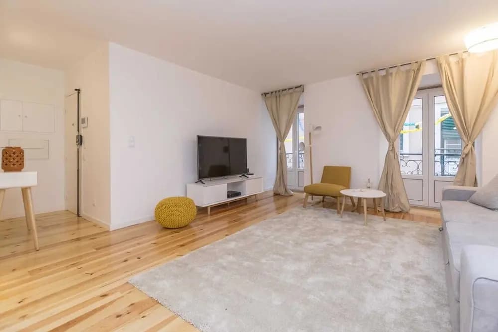Amazing 3-bedroom Apartment in City Center - Fits 8 - photo 3