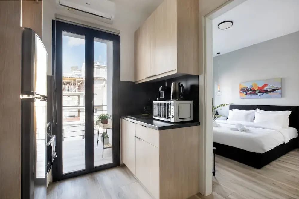 Sway - Chic 1-BR Apt & Balcony in Athens - photo 14