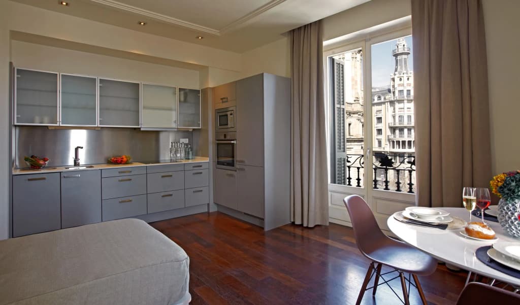 Duquesa Suites Barcelona - photo 6