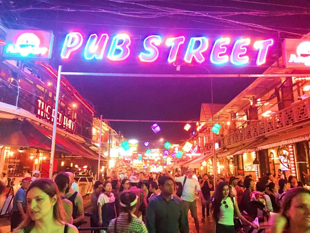 Siem Reap Pub Hostel - photo 24