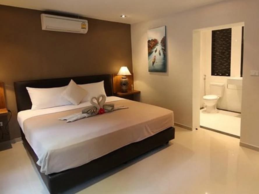 Kaimook Hill Bed and Breakfast Phuket - photo 4
