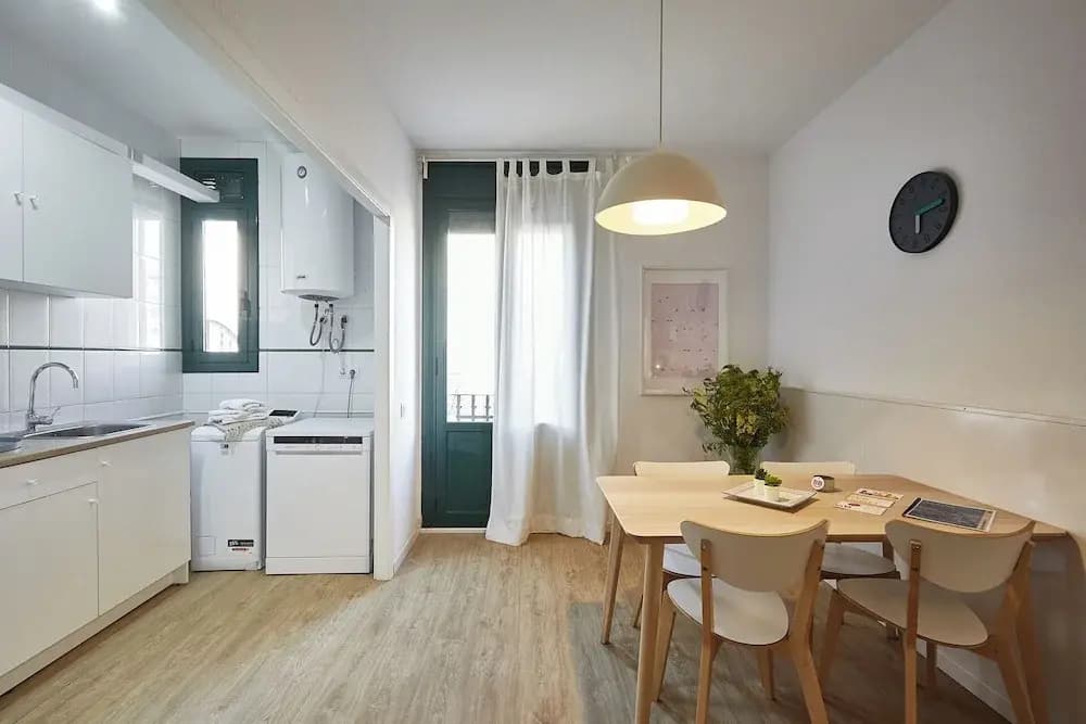 BBarcelona Clot Apartments - photo 21